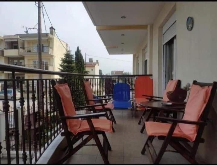 Blue Moon Accommodation 네아 미카니오나 외부 사진