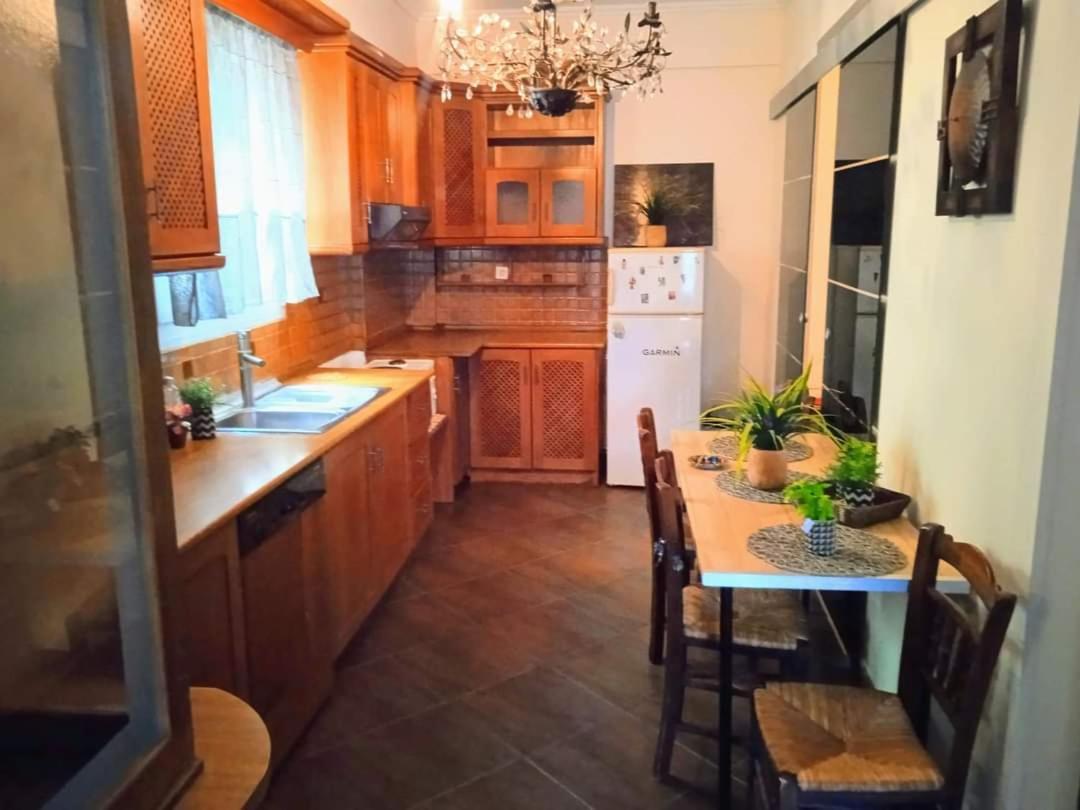 Blue Moon Accommodation 네아 미카니오나 외부 사진
